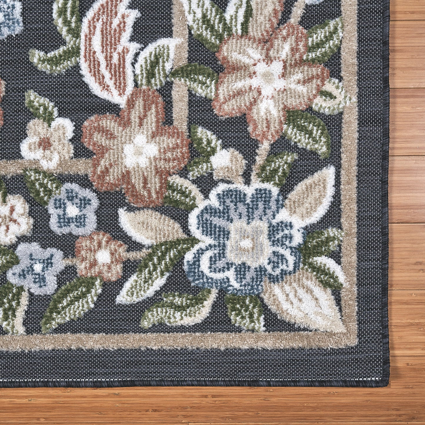 Laguna Indoor/Outdoor Area Rug, Beta Black, 8'8' x 13'
