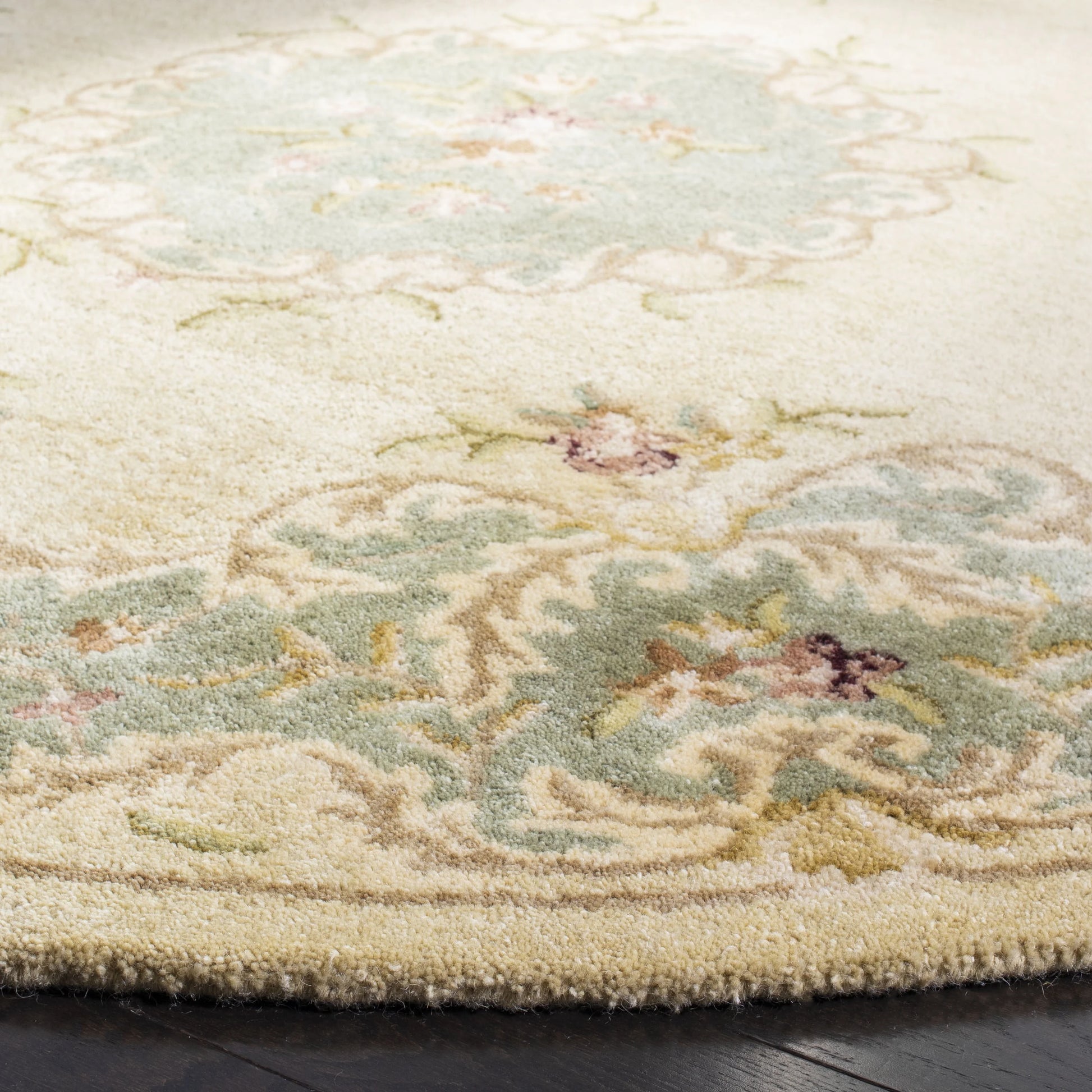 SAFAVIEH Bergama Drummond Oriental Wool Area Rug, Ivory/Light Blue, 6' x 6' Round