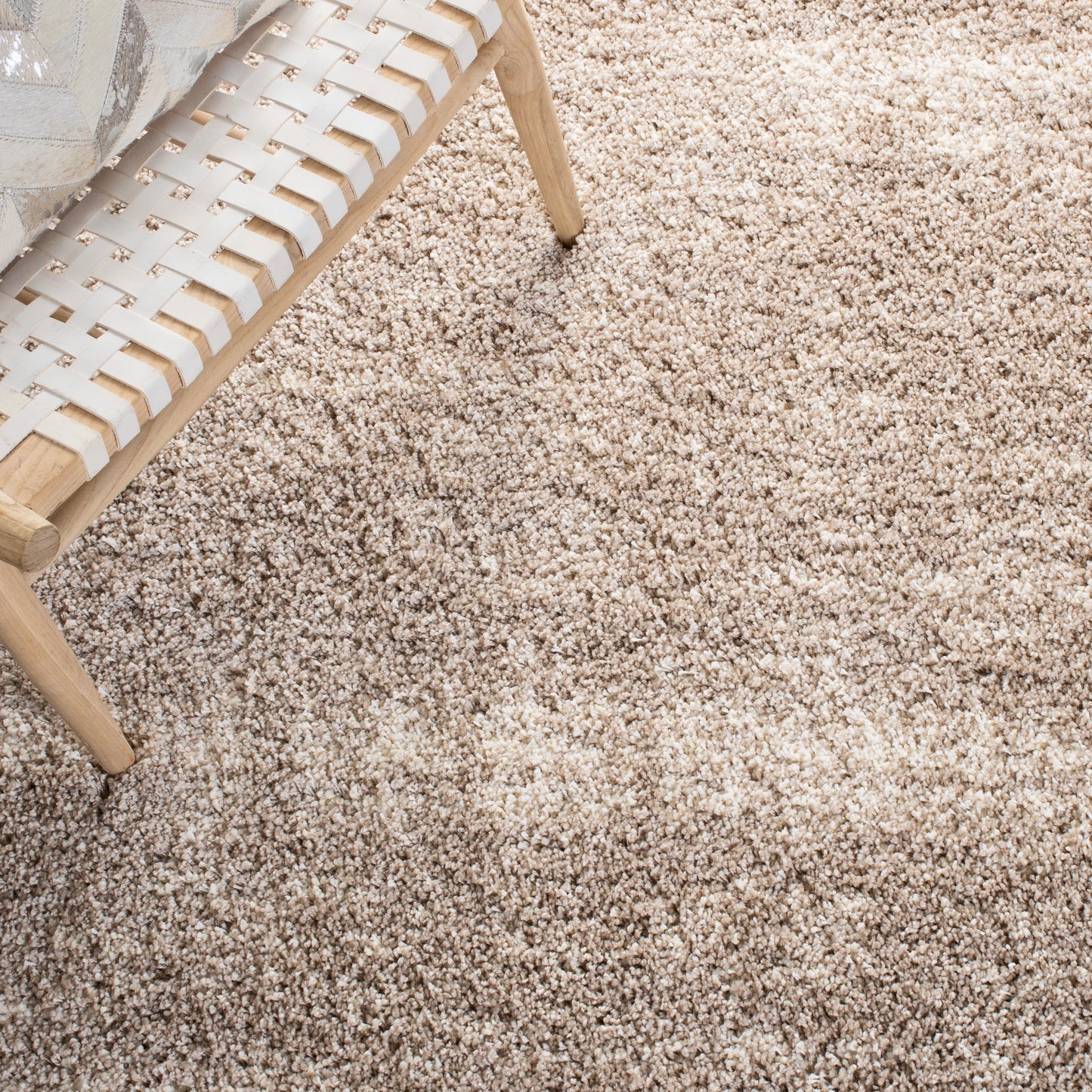 SAFAVIEH Hudson Shag Jacinda Abstract Area Rug, Ivory/Beige, 5'3" x 7'6"