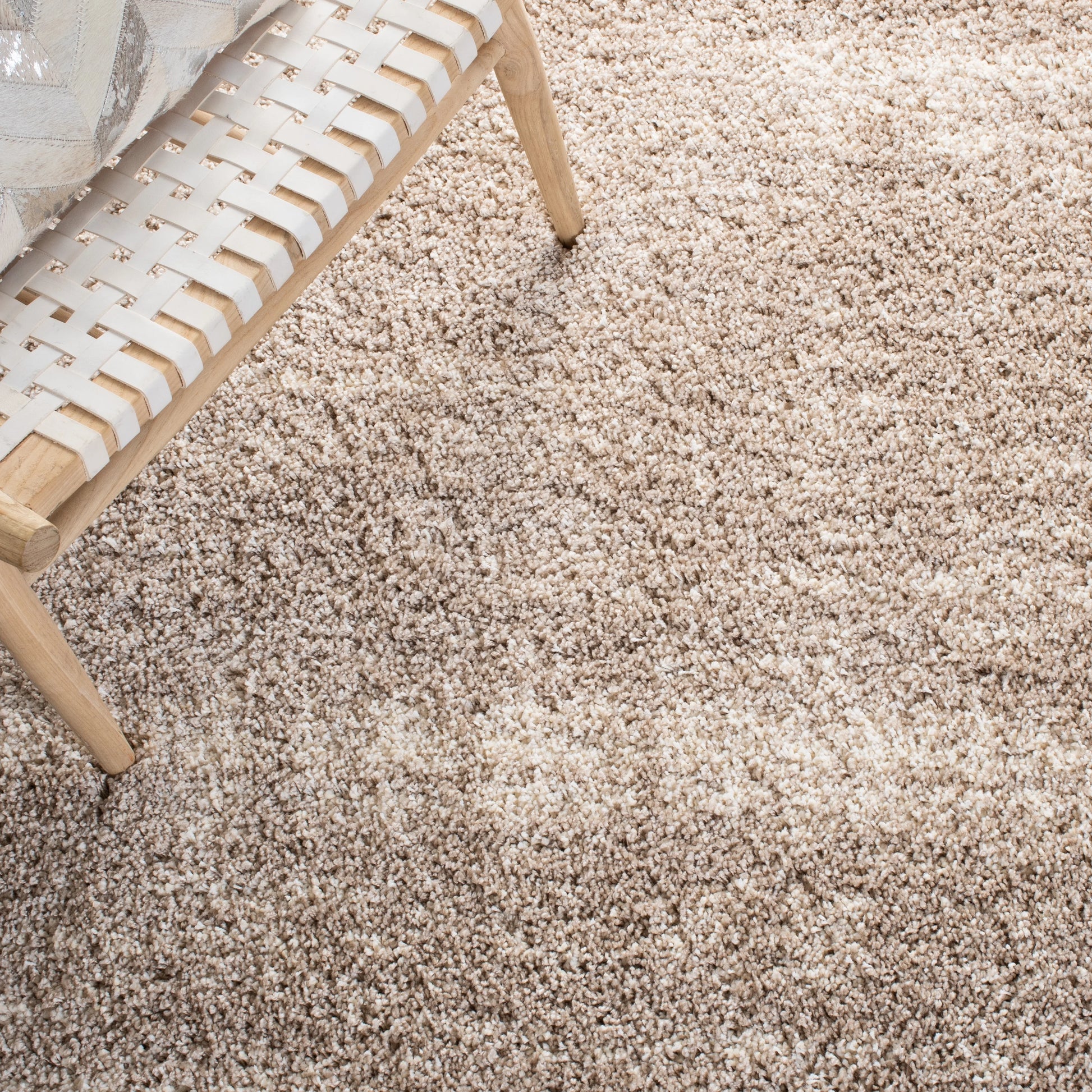 SAFAVIEH Hudson Shag Jacinda Abstract Area Rug, Ivory/Beige, 5'3" x 7'6"