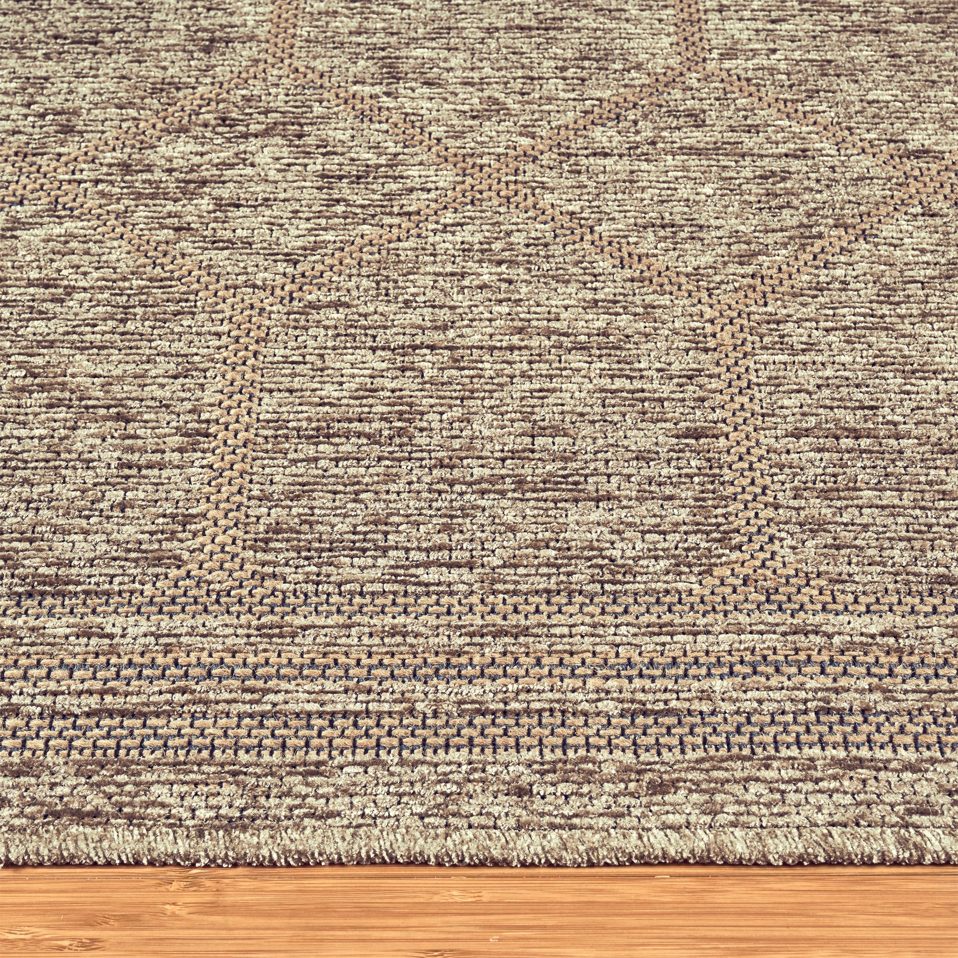 Avante Area Rug, Limuel Beige, 5’ x 7’