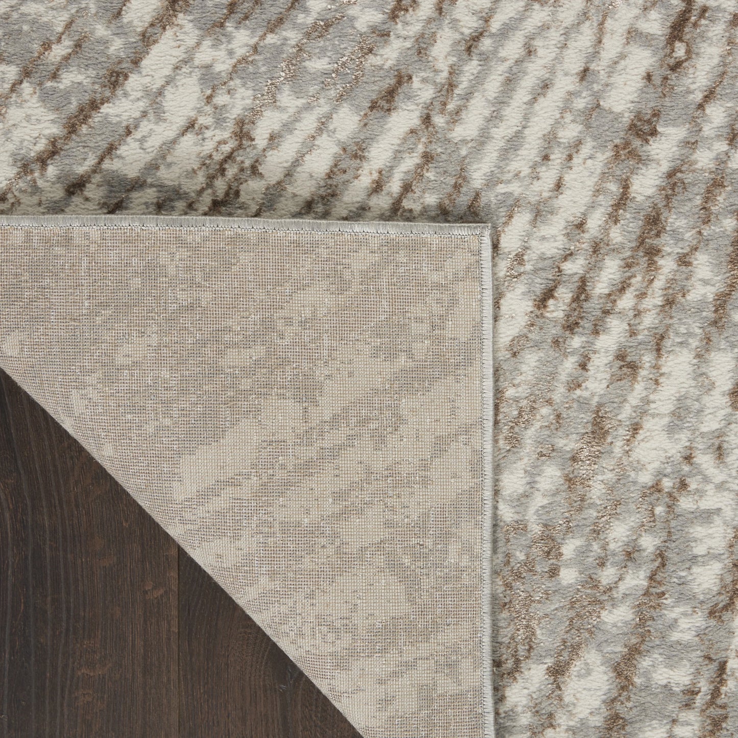 Inspire Me! Home Décor Metallic Abstract Grey Mocha 5'3" x 7'3" Area Rug, (5x7)